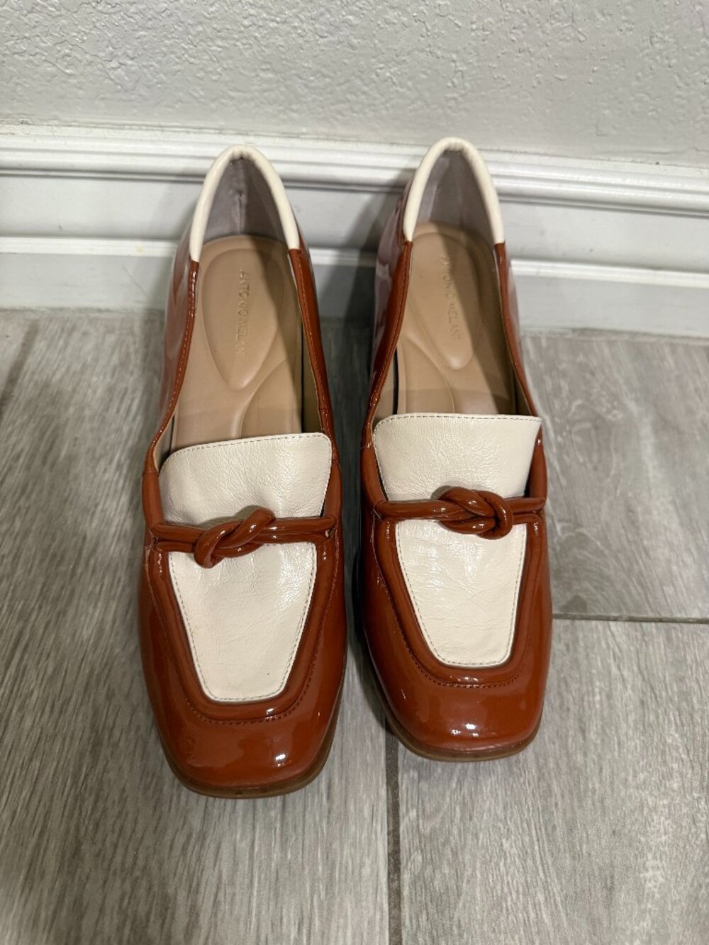 Antonio Melani Brown Patent Leather Knot Block Heel Loafers Size 8